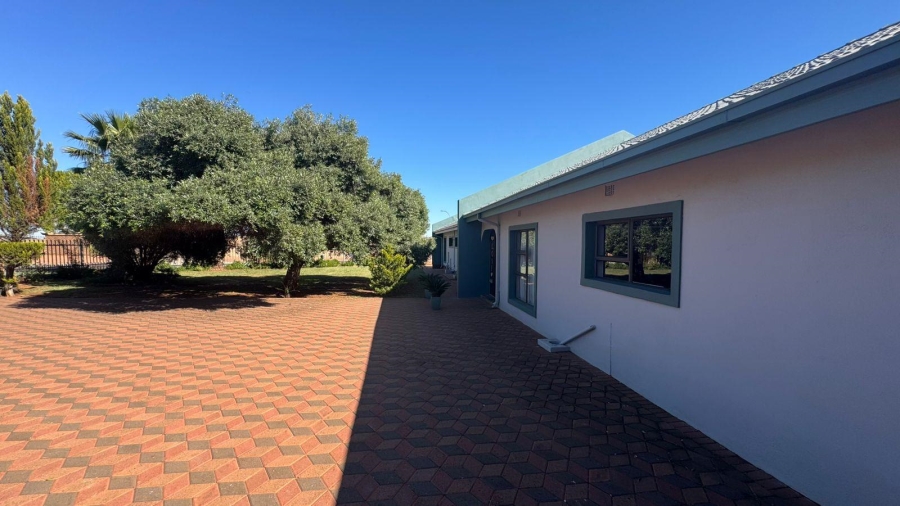 4 Bedroom Property for Sale in El Toro Park Northern Cape